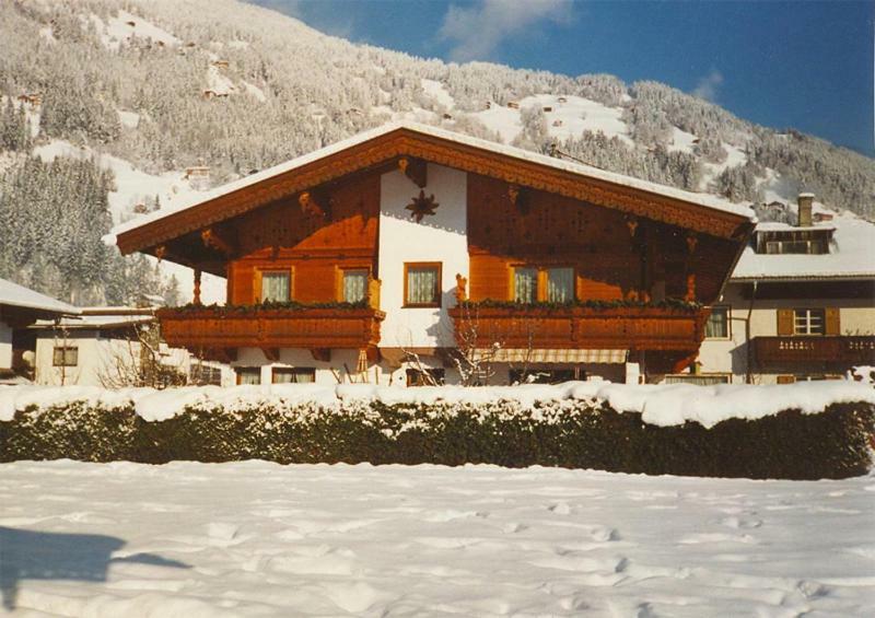 Apartment Eberharter Zell am Ziller Bagian luar foto